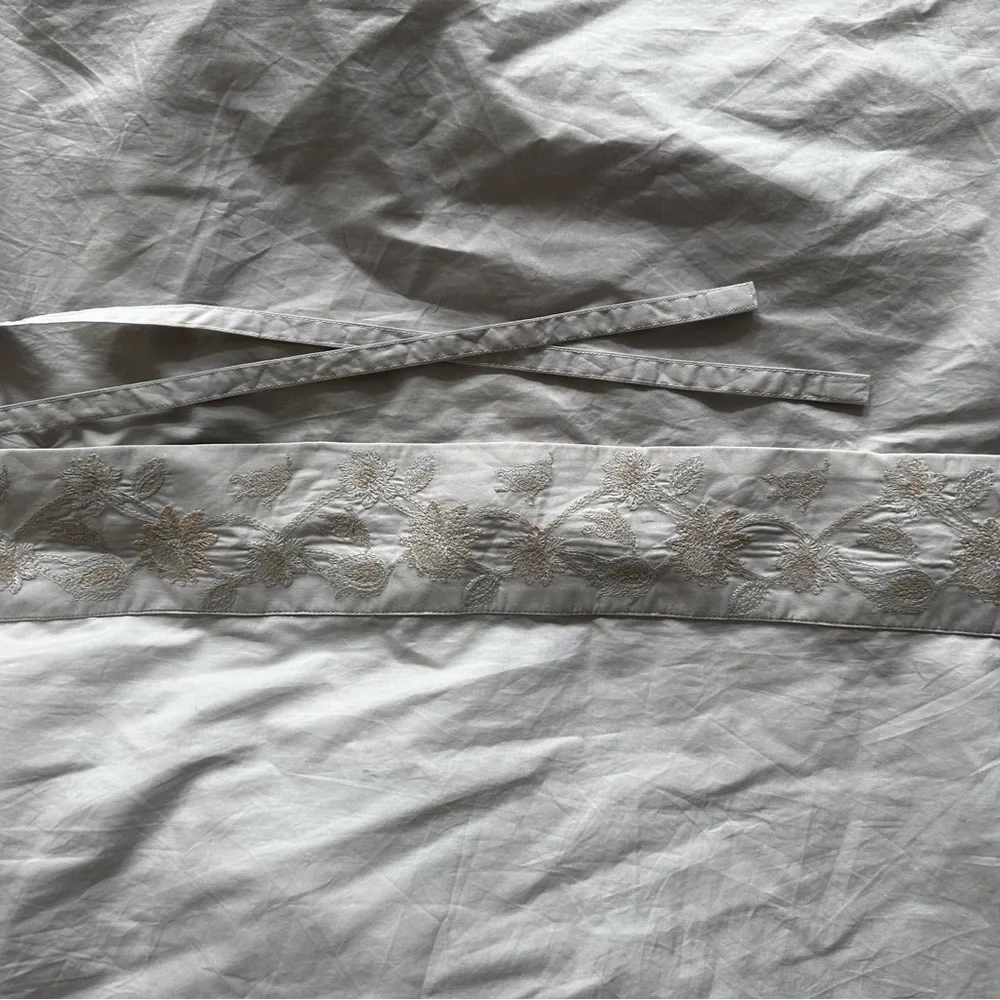 CLEARANCE: Ulla Johnson Top with floral pattern and bow-- European Size 10/US 6 - Picture 5 of 6